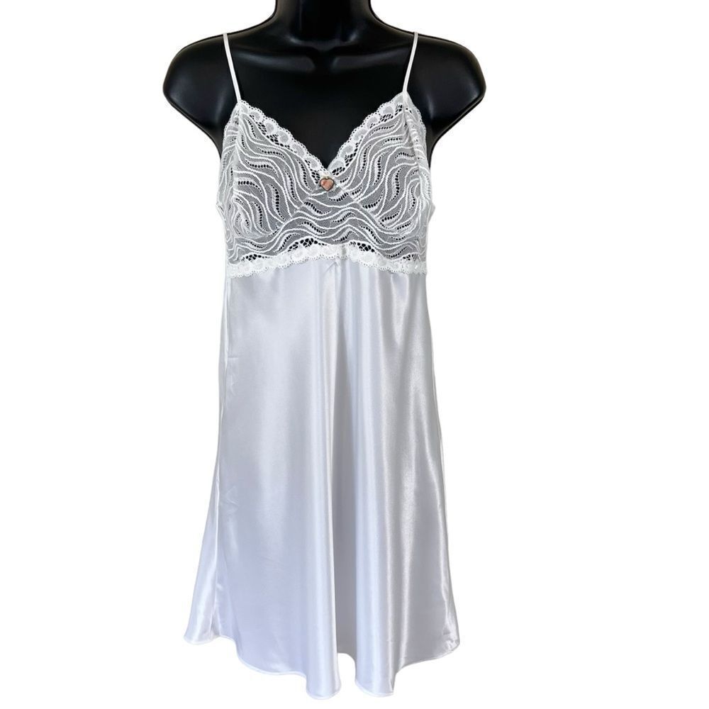 Dulce Carola White Babydoll Chemise Negligee